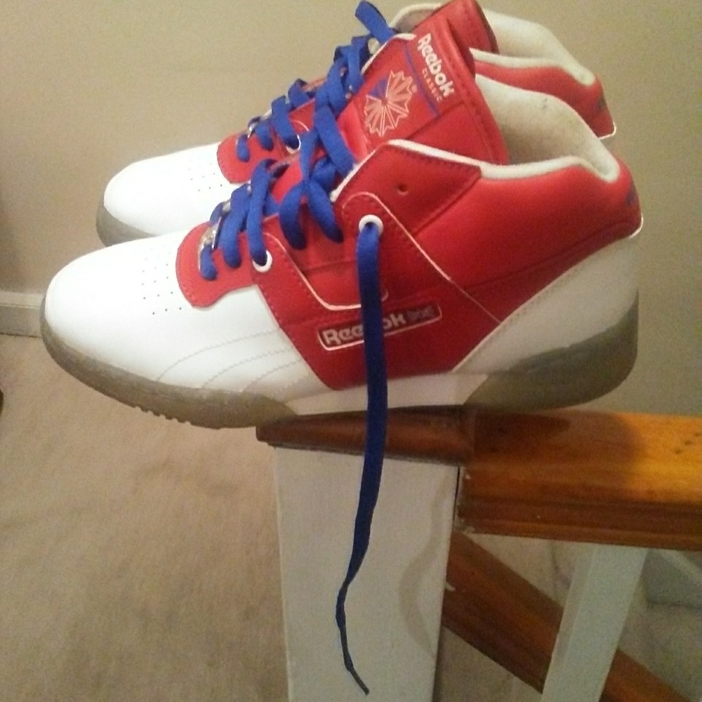 Woman's Reeboks - Picture 2 of 2